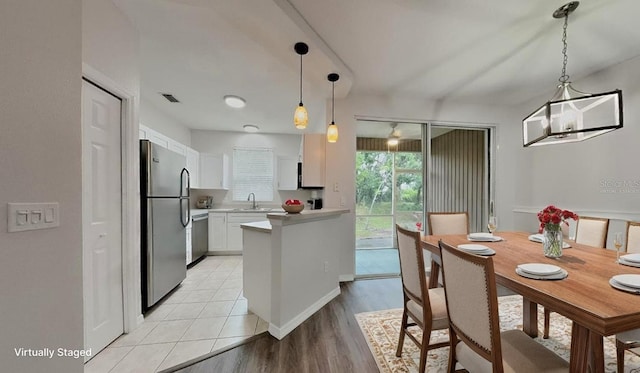 13640 Forest Lake Dr, Largo, FL 33771 - photo 3