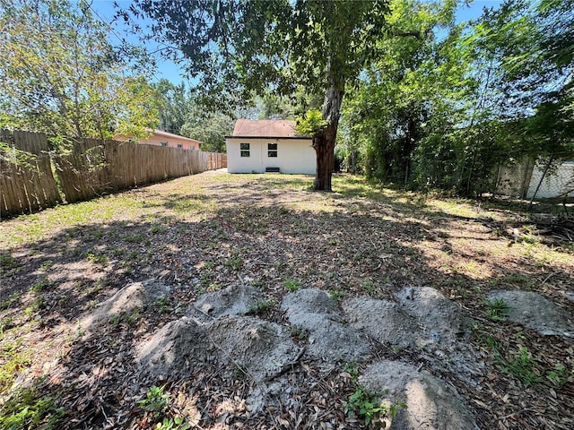 1675 13th Ave S, Saint Petersburg, FL 33712 - view of yard with fence