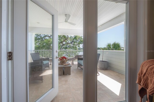 8927 Key W Island Way, Riverview, FL 33578 - sunroom / solarium featuring a ceiling fan