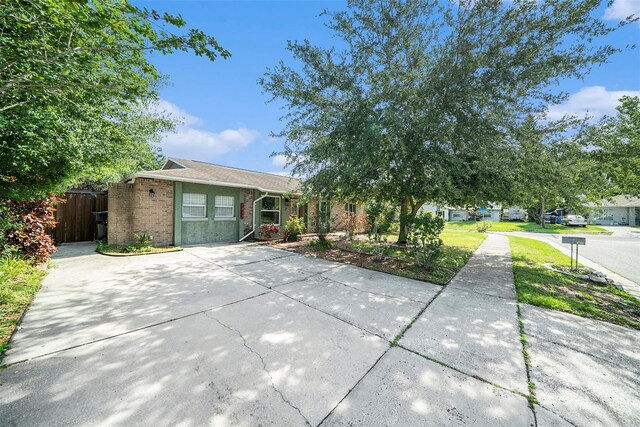1813 Nova Dr, Valrico, FL 33596 - photo 5