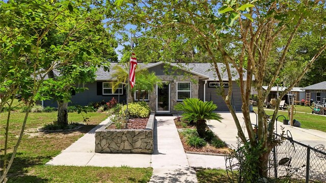 39252 Kimberly Ave, Zephyrhills, FL 33540 - photo 4