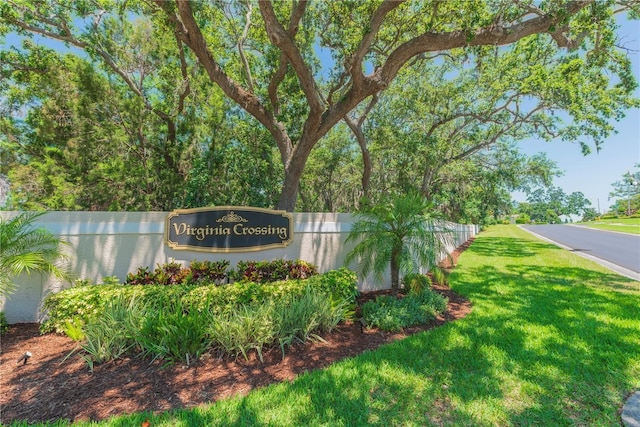 1126 Haley Ln, Dunedin, FL 34698 - community / neighborhood sign featuring a lawn