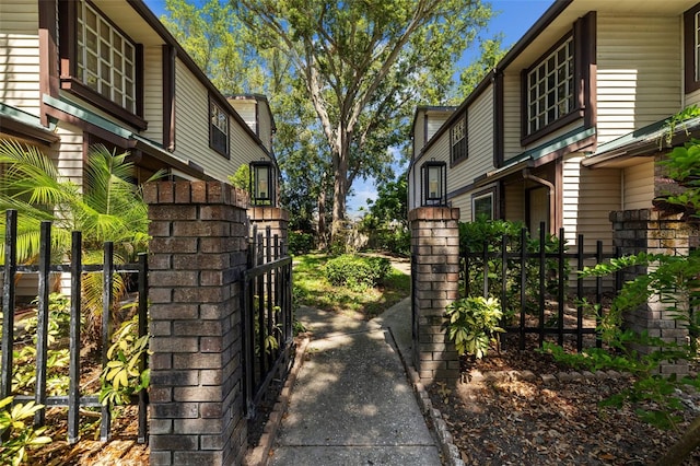 2665 Sequoia Ter Unit 306, Palm Harbor, FL 34683 - gate featuring fence