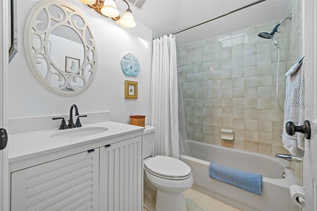 2665 Sequoia Ter Unit 306, Palm Harbor, FL 34683 - full bath with shower / tub combo, vanity, and toilet