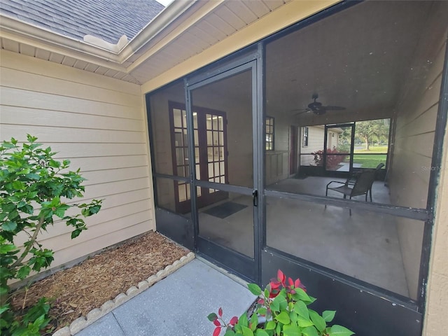 2615 Southern Oaks Pl, Plant City, FL 33566 - property entrance with ceiling fan
