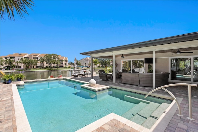 2817 Seabreeze Dr S, Gulfport, FL 33707 - view of pool featuring a ceiling fan, an outdoor hangout area, and a patio area