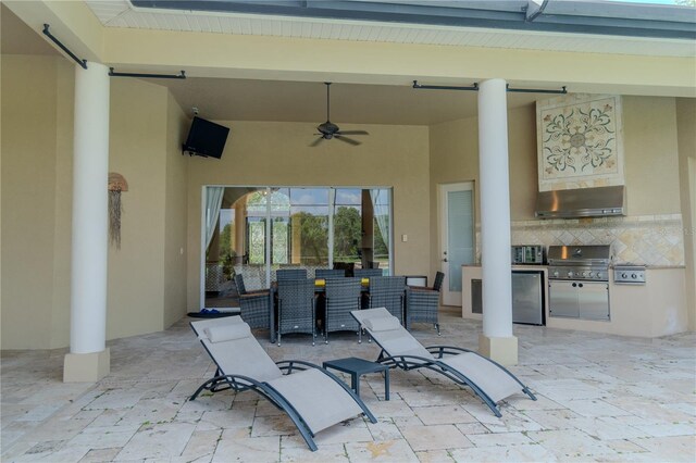 15101 Kestrelglen Way, Lithia, FL 33547 - view of patio with ceiling fan