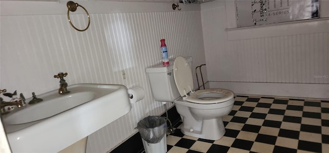 138 S Hernando Ave, Arcadia, FL 34266 - bathroom with tile patterned floors