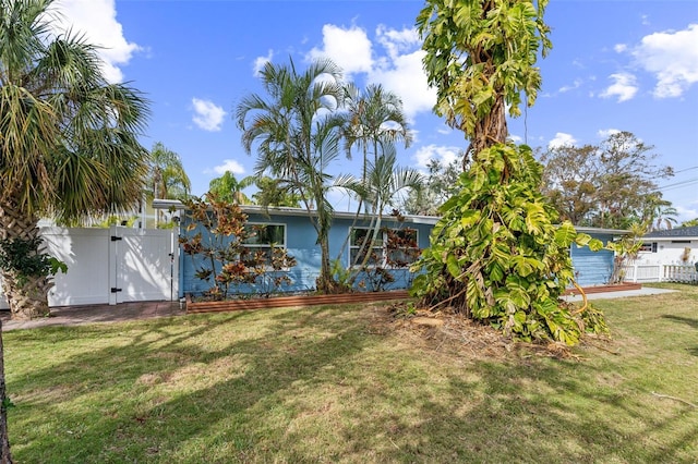 1818 Indian Rocks Rd S, Largo, FL 33774 - view of front facade featuring a gate