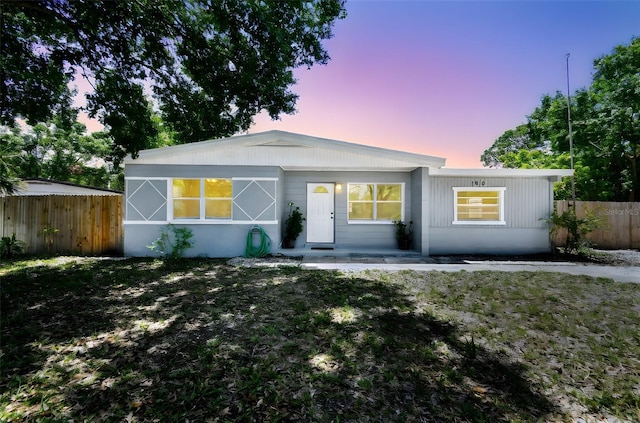 1810 77th Ave N, Saint Petersburg, FL 33702 - view of front of property featuring fence