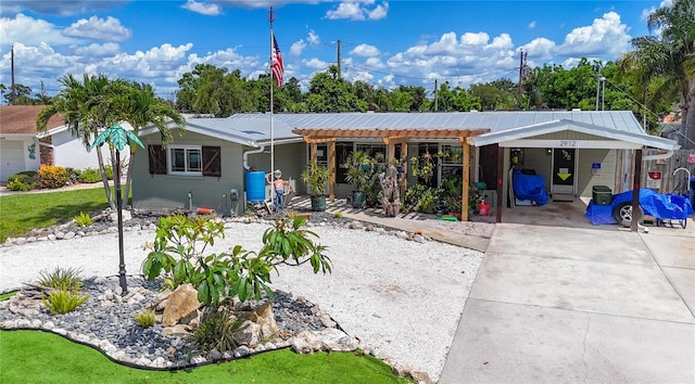 2912 Case Ave, Bradenton, FL 34207 - ranch-style home with driveway