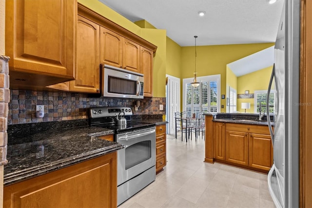 378 Wood Chuck Ave, Tarpon Springs, FL 34689 - photo 18