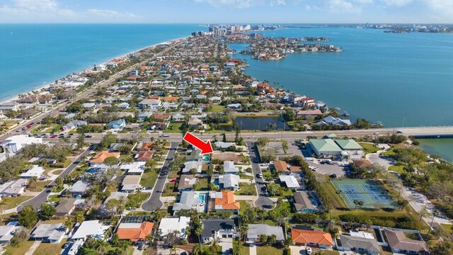 1020 Cedar Dr, Belleair Beach, FL 33786
