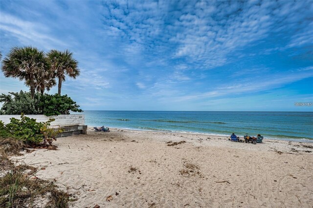 1020 Cedar Dr, Belleair Beach, FL 33786