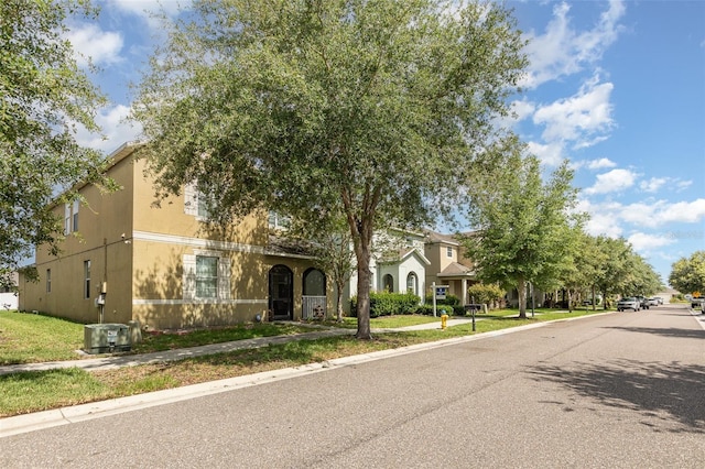 13421 Lake Monroe Pl, Riverview, FL 33579 - view of front of home featuring stucco siding