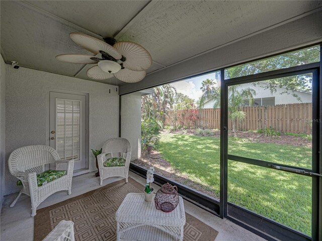18003 Arbor Crest Dr, Tampa, FL 33647 - sunroom with ceiling fan