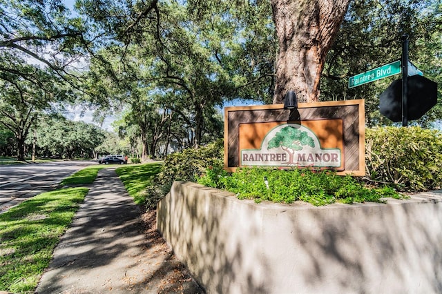 11764 Raintree Dr Unit 0, Temple Terrace, FL 33617 - view of community / neighborhood sign