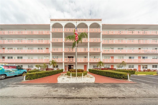 5501 80th St N Unit 207, Saint Petersburg, FL 33709 - view of apartment building / complex