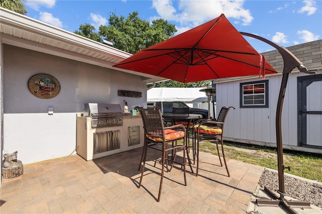 905 W Fribley St, Tampa, FL 33603 - view of patio / terrace featuring outdoor dining space