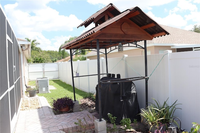 11014 Peking Pl, Tampa, FL 33624 - fenced backyard with a patio