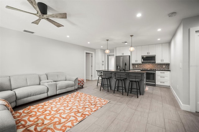 1516 Santa Anna Dr, Dunedin, FL 34698 - photo 2