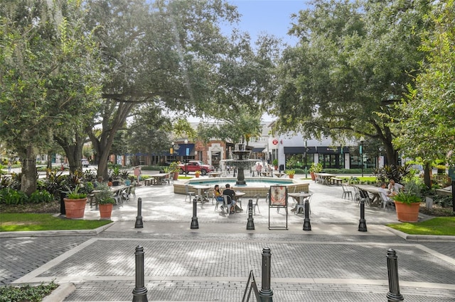 407 S Fremont Ave Unit B, Tampa, FL 33606 - view of property's community