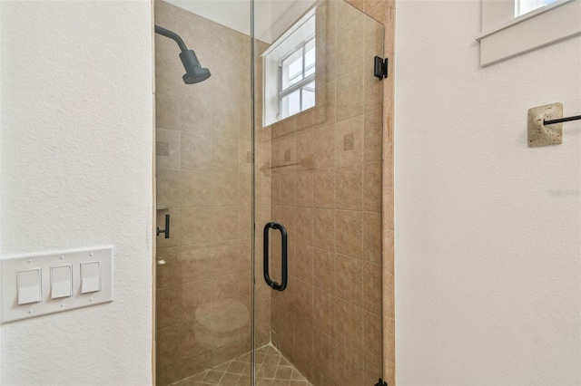 407 S Fremont Ave Unit B, Tampa, FL 33606 - full bath featuring a stall shower