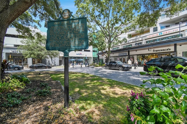 407 S Fremont Ave Unit B, Tampa, FL 33606 - surrounding community