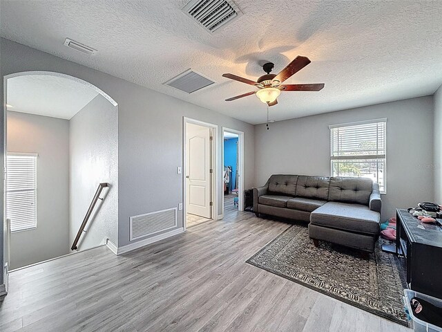 10560 Lake Seminole Ter, Seminole, FL 33772 - photo 23
