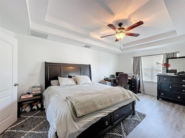 10560 Lake Seminole Ter, Seminole, FL 33772 - photo 27