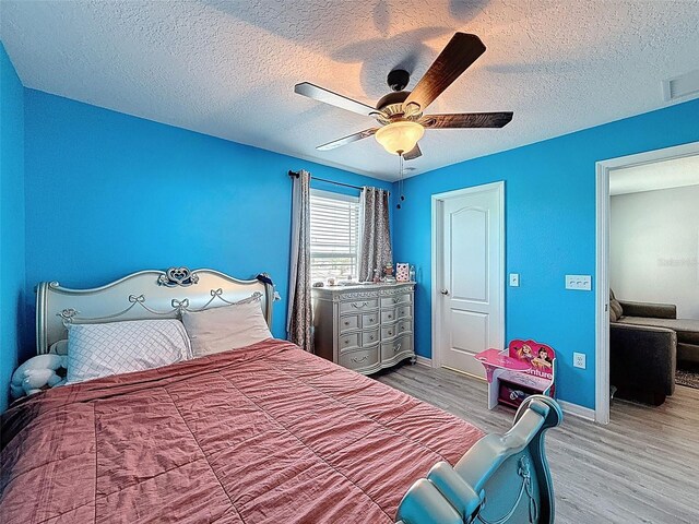 10560 Lake Seminole Ter, Seminole, FL 33772 - photo 40