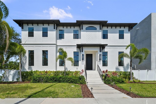 403 E Davis Blvd, Tampa, FL 33606 - view of front of home with stucco siding