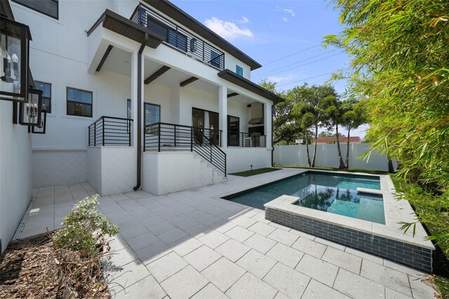 403 E Davis Blvd, Tampa, FL 33606 - view of pool featuring a patio area and a pool with connected hot tub