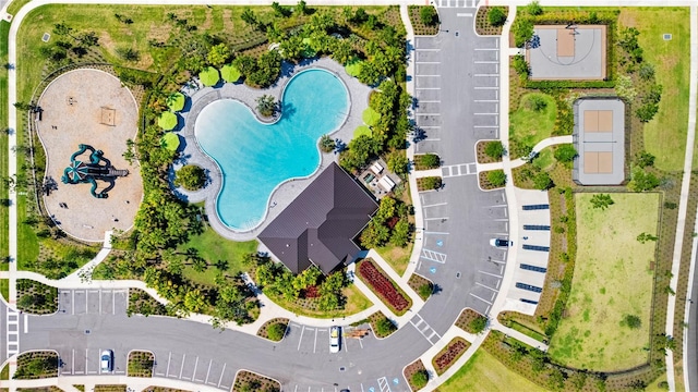 4917 Eagle Rock Dr, Wimauma, FL 33598 - bird's eye view of a pool area