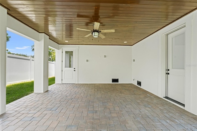 2200 N Glenwood Dr, Tampa, FL 33602 - view of patio / terrace with a ceiling fan