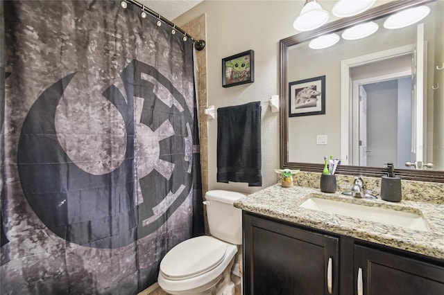 3530 Brook Crossing Dr, Brandon, FL 33511 - full bath with vanity, toilet, curtained shower, and a textured wall
