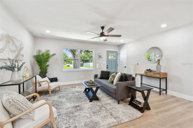 5624 62nd St N, Saint Petersburg, FL 33709 - living area with a ceiling fan, wood finished floors, baseboards, and recessed lighting