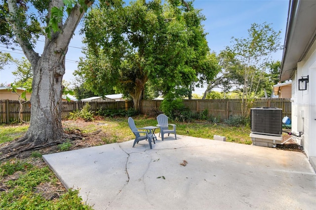 5624 62nd St N, Saint Petersburg, FL 33709 - fenced backyard featuring a patio area and cooling unit