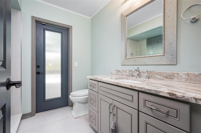 2320 James Ln, Sarasota, FL 34231 - bathroom featuring crown molding and vanity