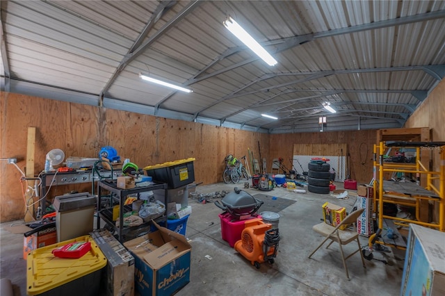 2614 E Liberty St, Tampa, FL 33612 - view of garage