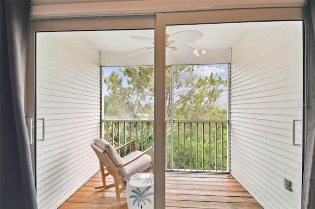 9812 Indian Key Trl Unit 84, Seminole, FL 33776 - view of sunroom / solarium