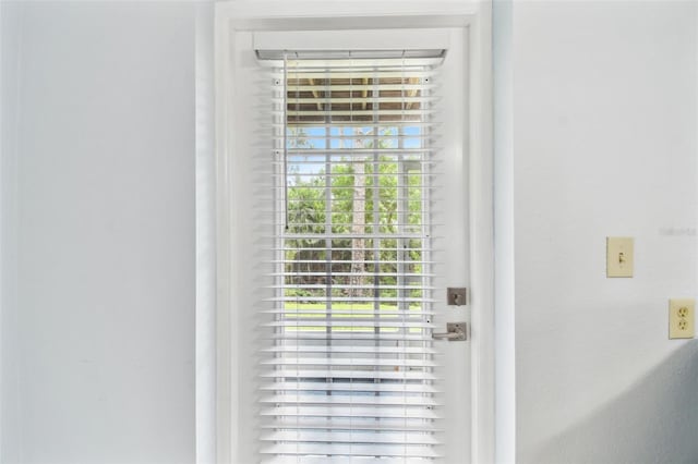 9812 Indian Key Trl Unit 84, Seminole, FL 33776 - detailed view