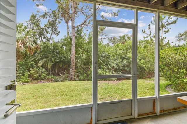 9812 Indian Key Trl Unit 84, Seminole, FL 33776 - view of unfurnished sunroom