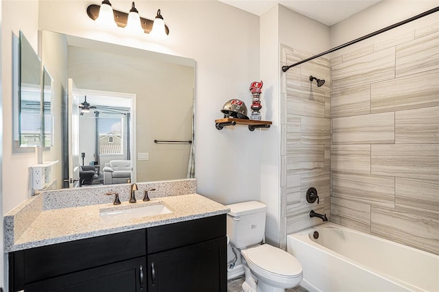 2515 63rd Ter E, Ellenton, FL 34222 - bathroom featuring toilet, vanity, washtub / shower combination, and ensuite bathroom