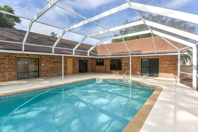 24 Lake Vista Way, Ormond Beach, FL 32174 - swimming pool featuring a patio and a lanai