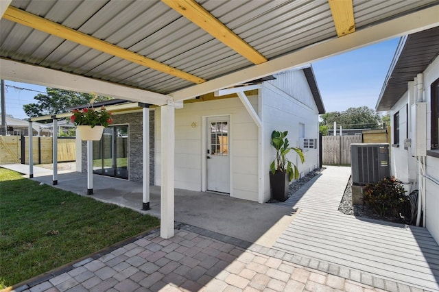 775 39th Ave NE, Saint Petersburg, FL 33703 - photo 42