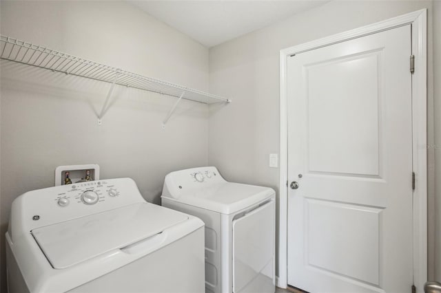 10326 Boggy Moss Dr, Riverview, FL 33578 - laundry area with washer and clothes dryer