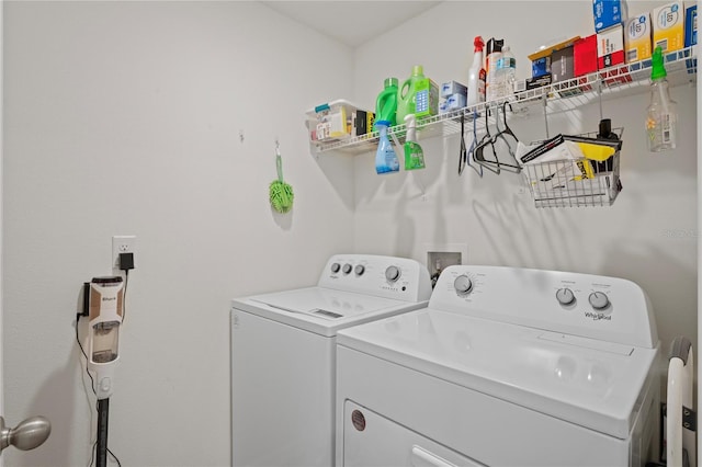 8508 Bay Dr, Spring Hill, FL 34606 - washroom featuring separate washer and dryer