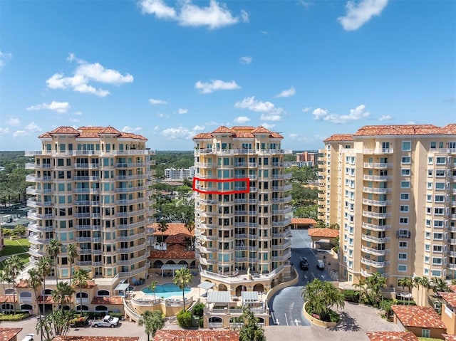 555 5th Ave NE Unit 1032, Saint Petersburg, FL 33701 - view of apartment building / complex
