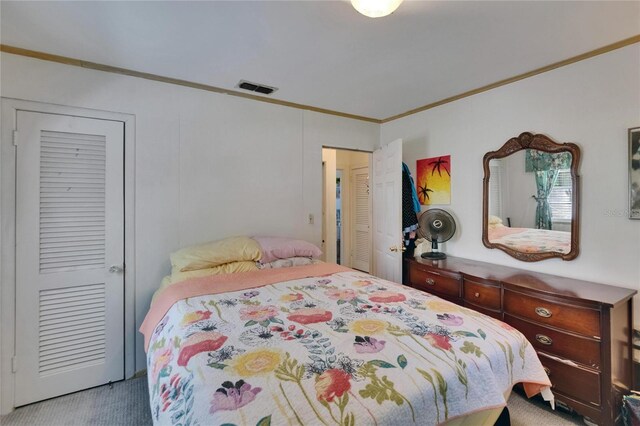 3626 S Hesperides St, Tampa, FL 33629 - carpeted bedroom featuring ornamental molding